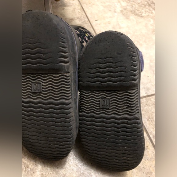 Bog style boots - Picture 3 of 3